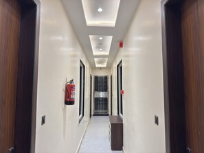 Interior - Hotel Kalindi kunj (Mathura)