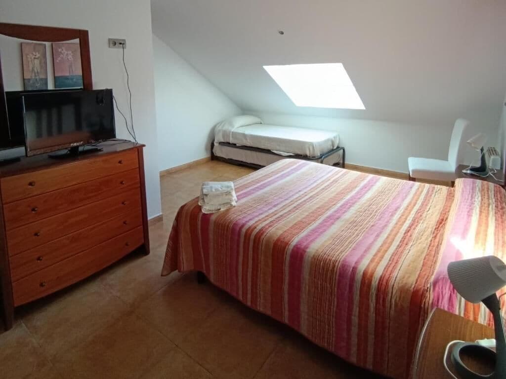 Basic Triple Room, Garden View