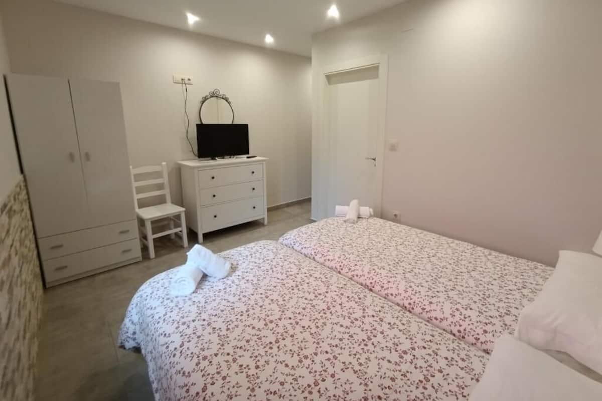 Basic Double Room, Courtyard View | Wi-fi percuma