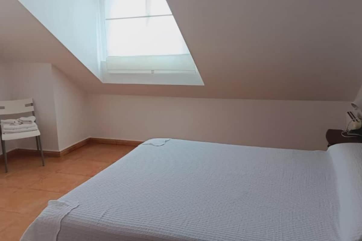 Classic Double Room, Sea View | Wi-fi percuma