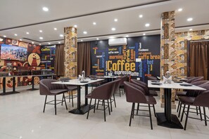Restaurant - Treebo Sri Krishna Palace (Bhubaneshwar)