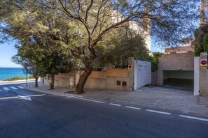 Villa, para fumadores | 6 habitaciones 