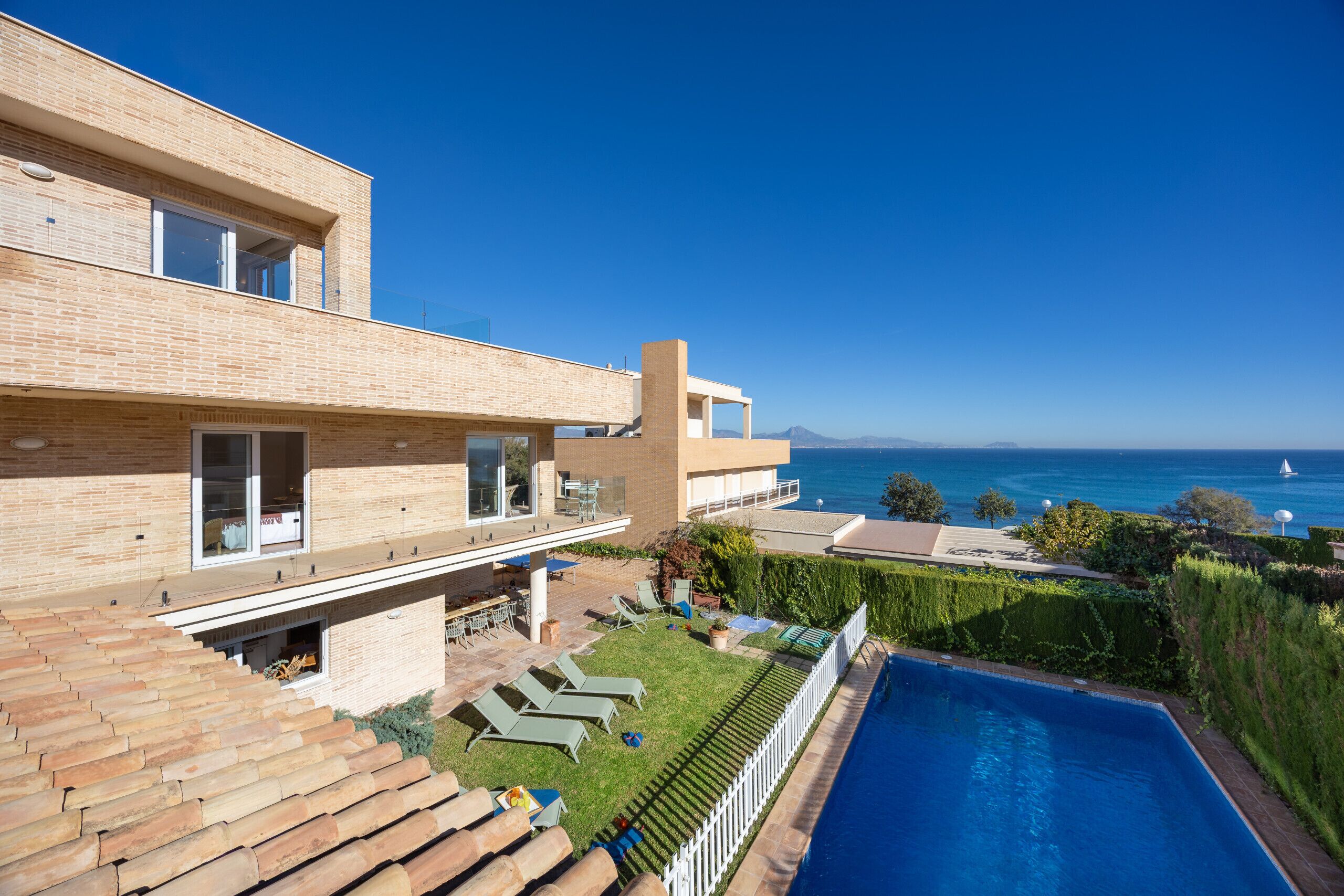 Biệt thự, hút thuốc | 6 phòng ngủ 