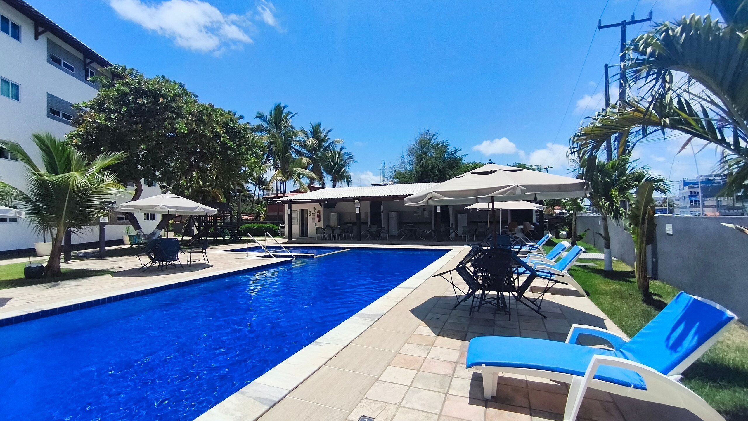 Leilighet – basic | Basseng | Utendørsbasseng