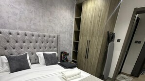 Unclassified image, 3 of 20, button - Luxury  1 bedroom in Kilimanin with gym  & Rooftop Bar. Beautiful city views (Nairobi County)