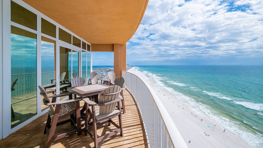 Phoenix Gulf Shores by Brett/Robinson Vacations
