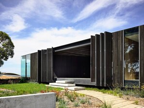 Exterior - Spacious 3-bedroom apartment in beautiful Costa da Caparica with AC 1 (Costa da Caparica)