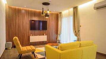 Télévision LED de 50 pouces avec chaînes par câble