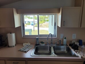 Interior - 3-bedroom canal front home (Naples)