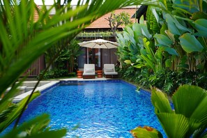 Alberca al aire libre 