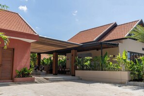 Entrada de la propiedad