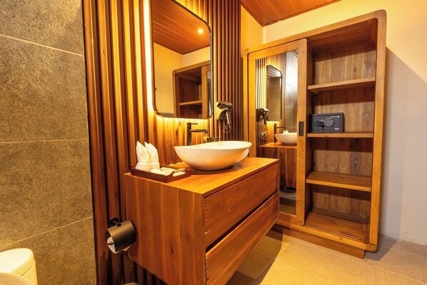 Bathroom - Kesumasari Living Lodge (Denpasar)