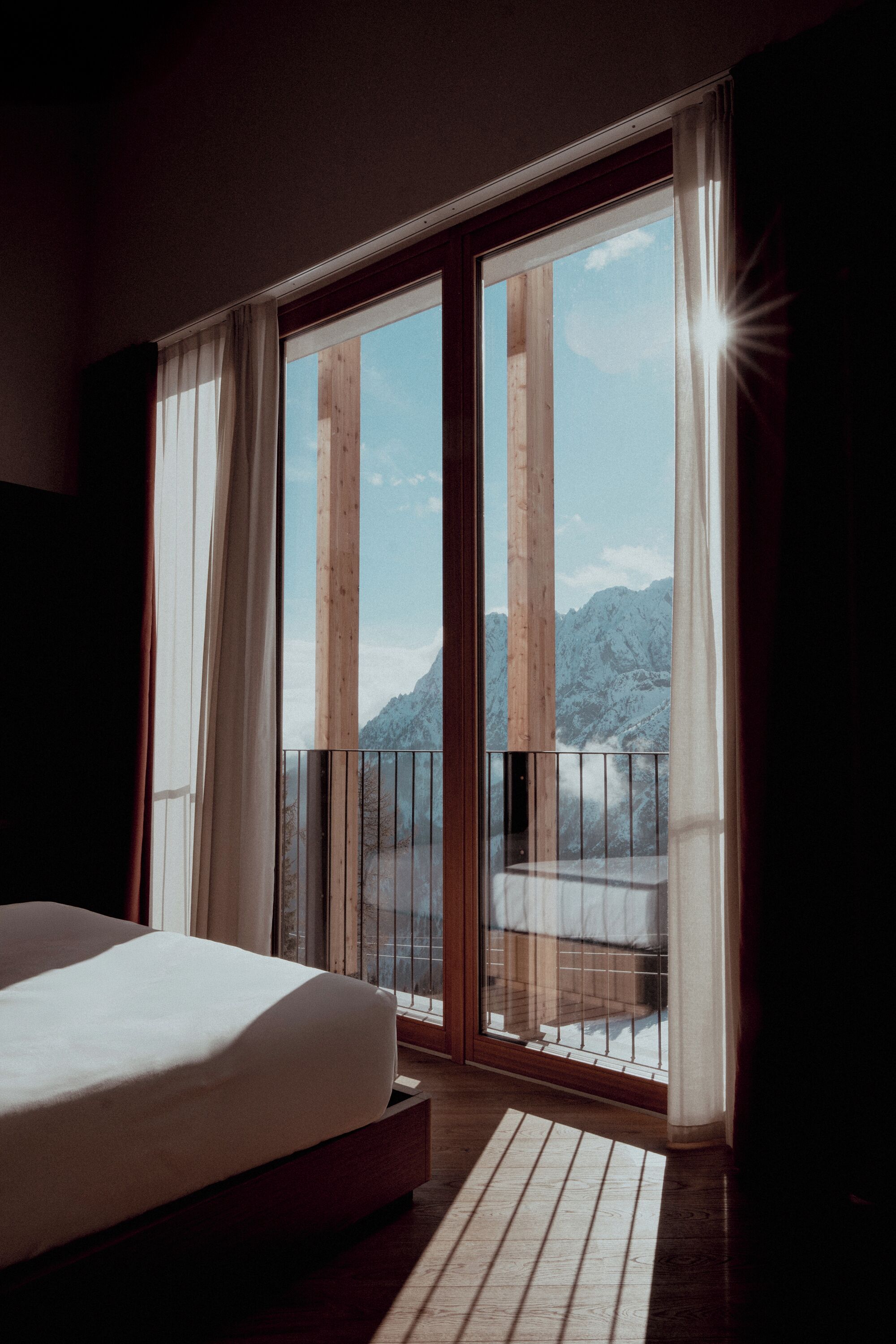 Deluxe-værelse | Pengeskab på værelset, mørklægningsgardiner, strygejern/strygebræt