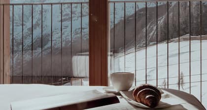 Rifugio Colere 1600 by Cloud 7