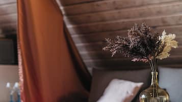 Phòng Suite, ban công, quang cảnh vườn | Khu phòng khách