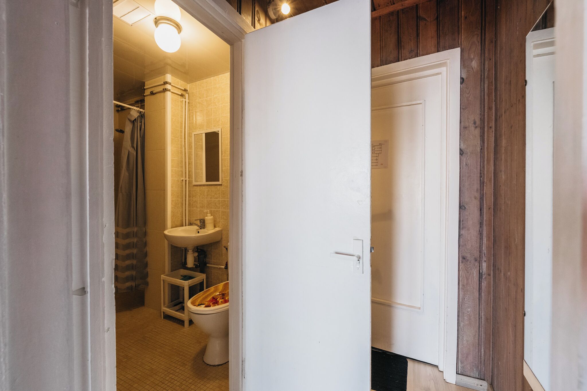 Vierbettzimmer, Balkon, Blick auf die Lagune | Badezimmer