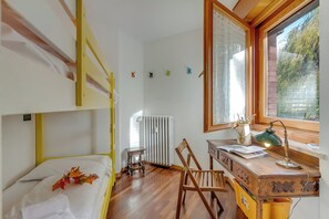 家庭公寓, 多间卧室 (Appartamento Little Treasure) | 2 多间卧室、笔记本电脑工作区、免费 WiFi、床单