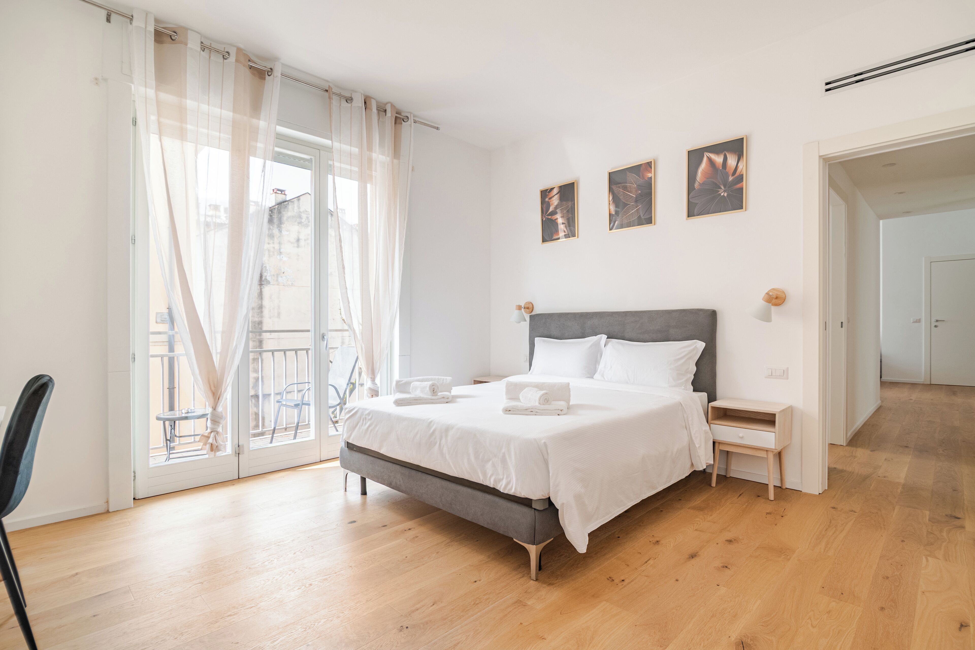 Iron/ironing board, WiFi, bed sheets