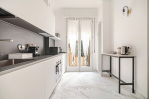 Private kitchen - COMO Centro Luxury suites just steps from the lake (Como)