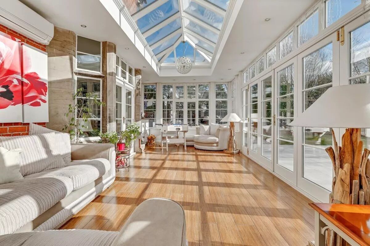 Smart-TV, fotballspill og bøker