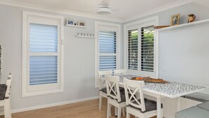 Dining - Tide and Tennis Retreat Nelson Bay (Nelson Bay)