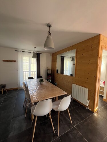 Duplex Style Chalet à Briançon • 8 Pers • Grand Balcon & Vue Cité Vauban