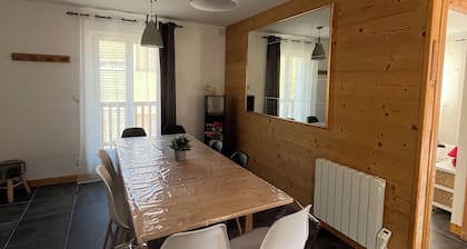 Duplex Style Chalet à Briançon ⹠8 Pers ⹠Grand Balcon & Vue Cité Vauban