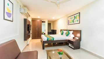 Deluxe Double Room | Iron/ironing board