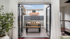 Interior - Copperstone Corner, Richmond (Richmond)
