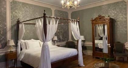 House of Mailly - Charming bed and breakfast in the heart of Vienne