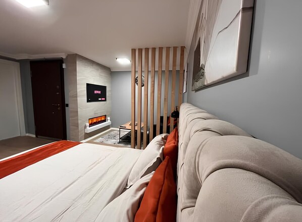 Desk, iron/ironing board, travel crib, free WiFi