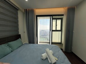 Soundproofing, iron/ironing board, free WiFi - Jenny Apart D' Eldorado Tan Hoang Minh  (Tay Ho)