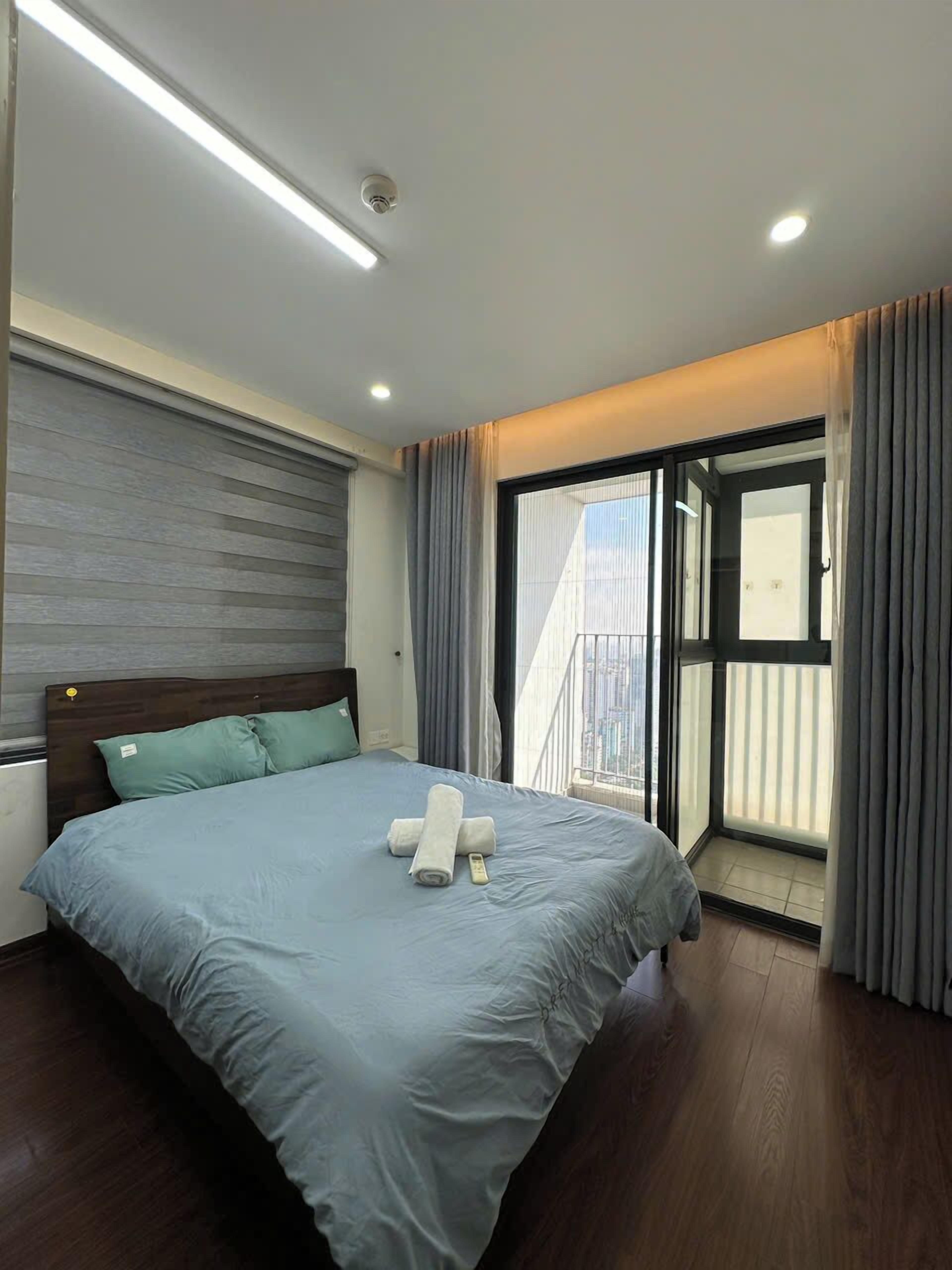 Soundproofing, iron/ironing board, free WiFi