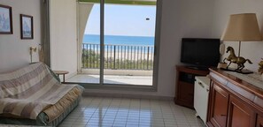 TV - Quartier Couchant Appartement t2 pour 4 personnes (La Grande-Motte)