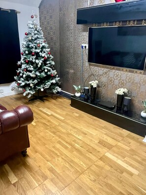 Shared Dormitory, 3 Bedrooms | Interior - Room-beautiful and Spacious 4 Bedroom Da (Dagenham)