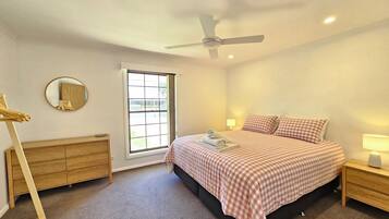 3 Schlafzimmer, Bügeleisen/Bügelbrett, kostenloses WLAN, Bettwäsche