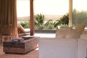 Fernseher, Stereoanlage