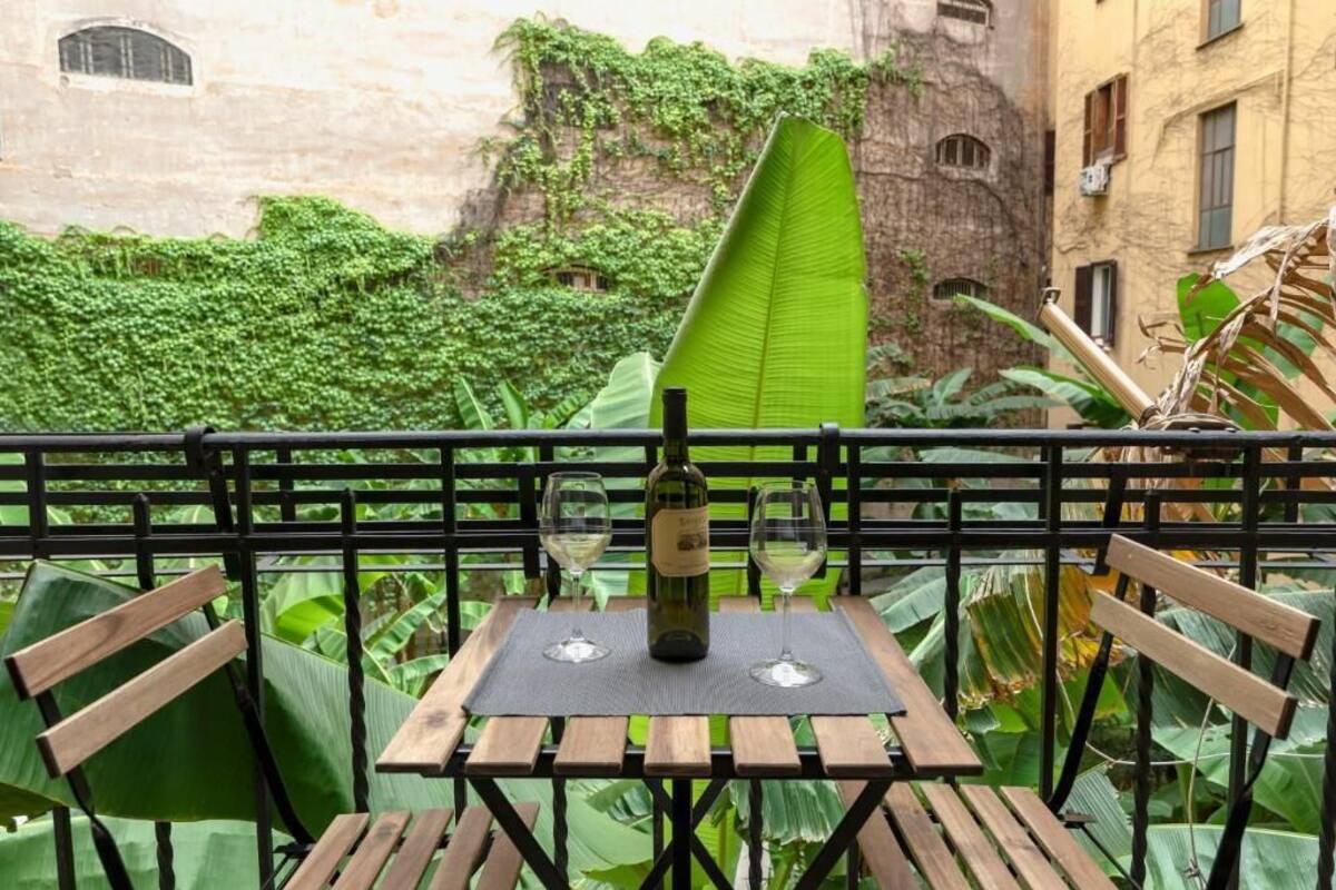 Deluxe Room, Garden View | Outdoor dining