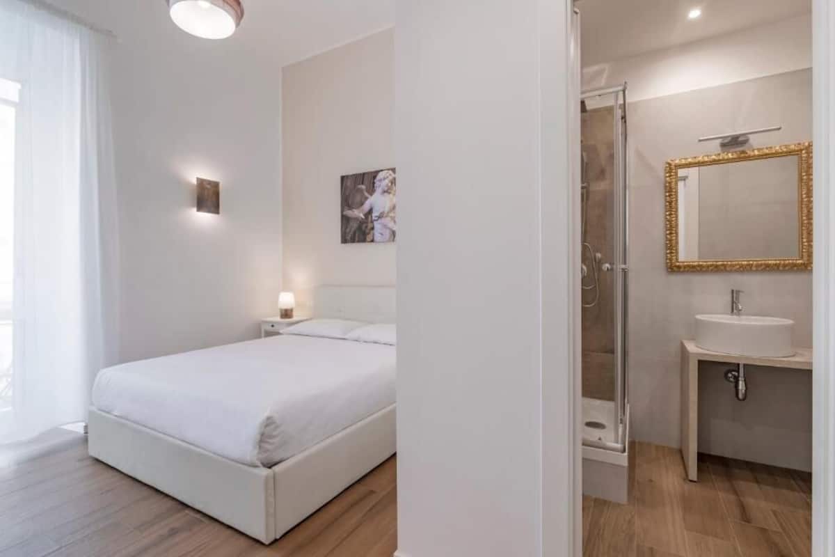 Superior Double Room, City View | Free WiFi, bed sheets