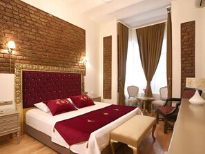 Deluxe Room | Iron/ironing board, free WiFi - Tepe Palace Hotel (Istanbul)