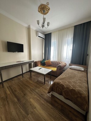 Iron/ironing board, free WiFi - Tepe Palace Hotel (Istanbul)