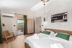 3 bedrooms, iron/ironing board, WiFi, bed sheets - Villa Vita – Modern hilltop villa with private pool, table tennis, foosball and playground (Pazin)