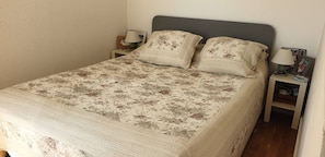 Iron/ironing board