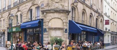 Restauration extérieure