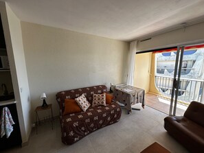 Flat-screen TV - Coeur de ville, studio avec parking N73 (La Grande-Motte)
