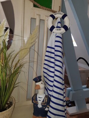 Interior - "Le Petit Marin", 2 rooms, 4 pers, free secure parking with badge, 8 mn from the beach (Le Portel)