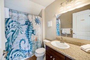 Shower, towels, shampoo