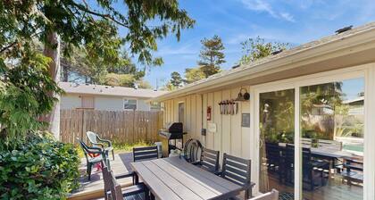 Dog Friendly Oregon Coast Getaway with Private Hot Tub