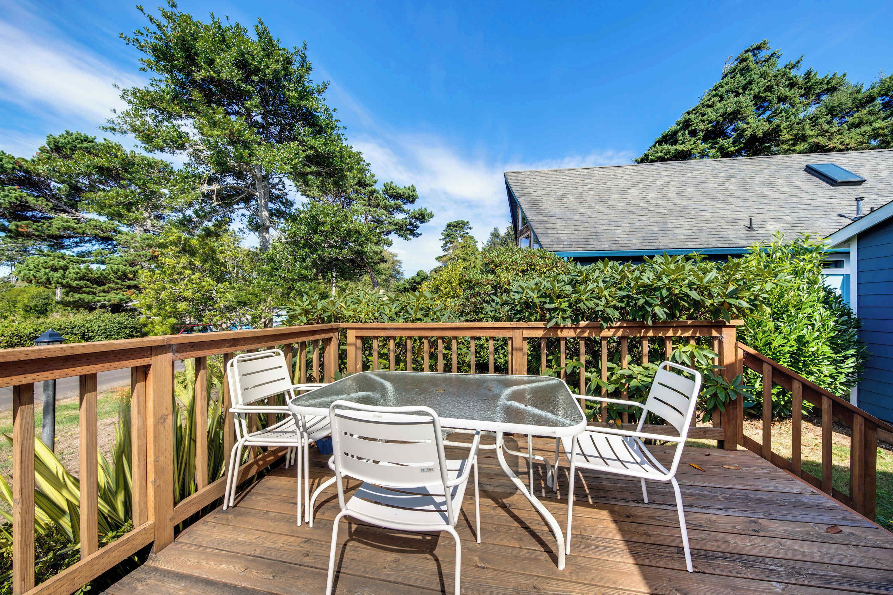 屋外ダイニングエリア