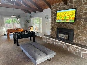 غرفة الألعاب